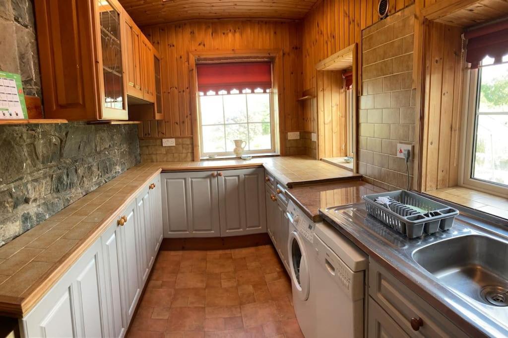Polharrow Villa Dalry  Bagian luar foto