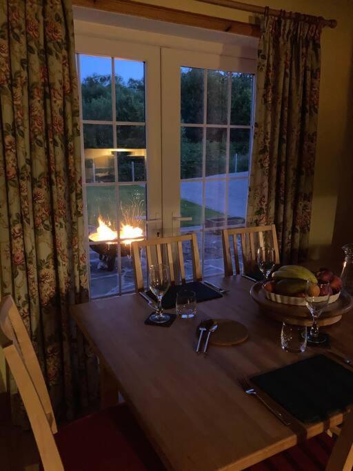Polharrow Villa Dalry  Bagian luar foto