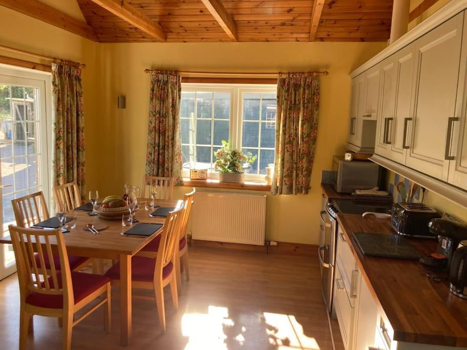 Polharrow Villa Dalry  Bagian luar foto