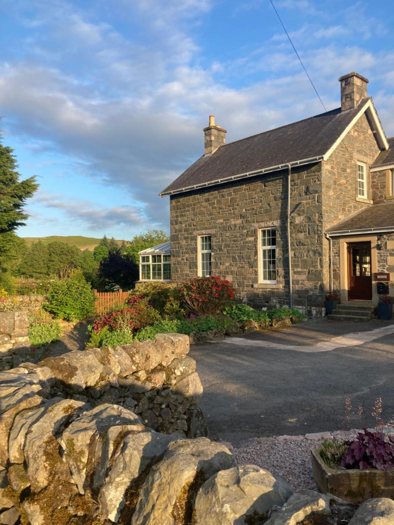 Polharrow Villa Dalry  Bagian luar foto